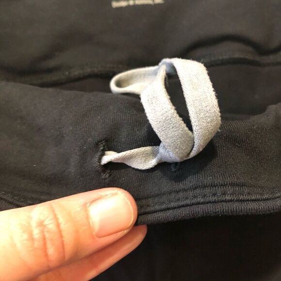 ATHLETA RELAY BLACK REFLECTIVE RUNNING SKORTS Smll - Picture 4 of 9